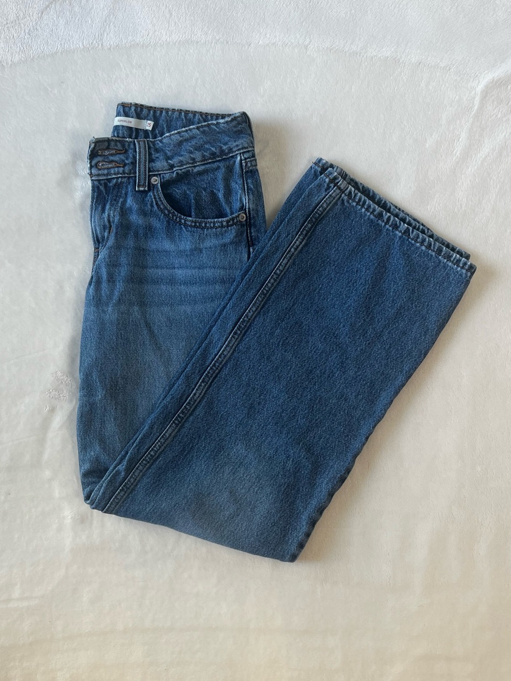 Blue Medium-Wash Levi’s Superlow Loose Jeans